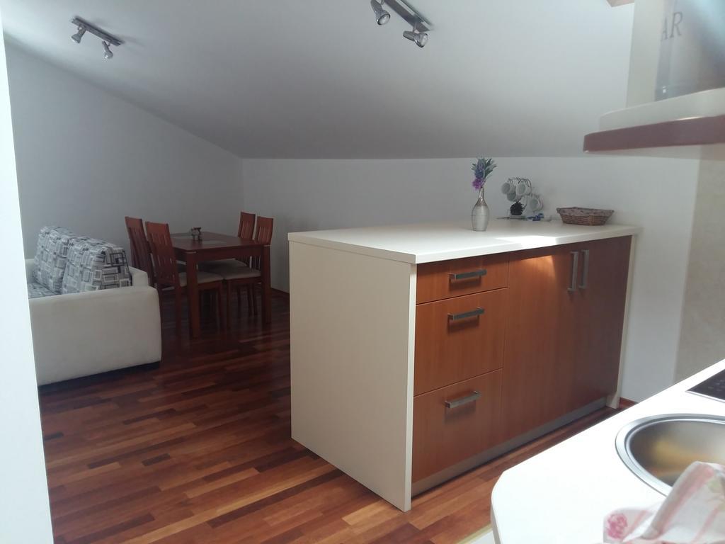 Apartments Bernarda Sumpetar Dış mekan fotoğraf